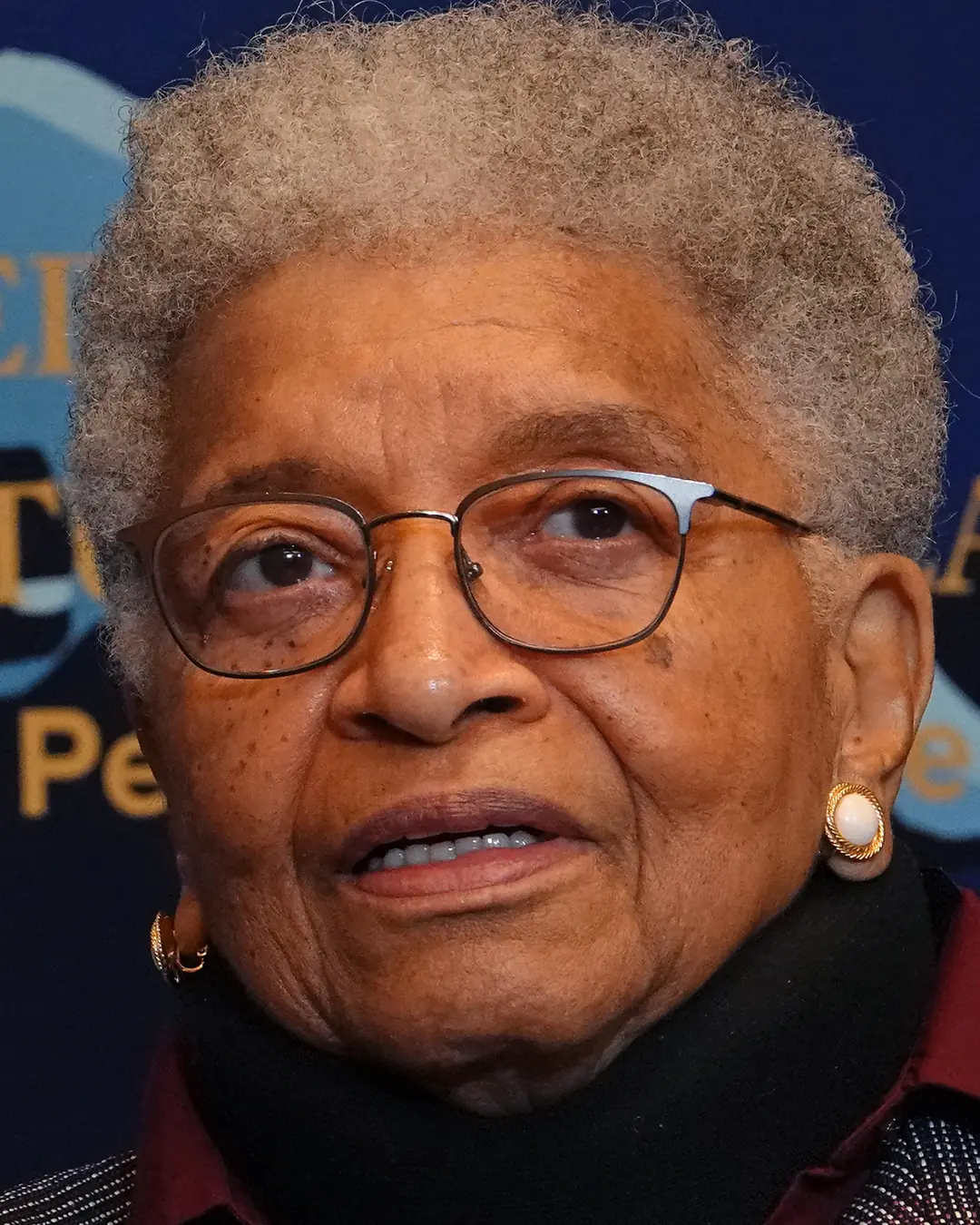 Portrait of Ellen Johnson Sirleaf.